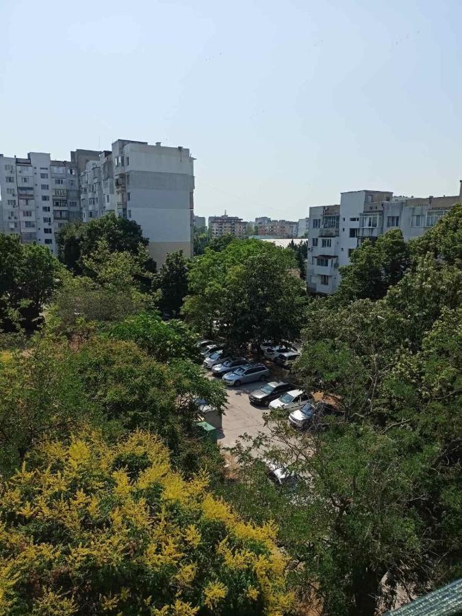 דירות וארנה Welcome To Daisy Sunny Place! מראה חיצוני תמונה